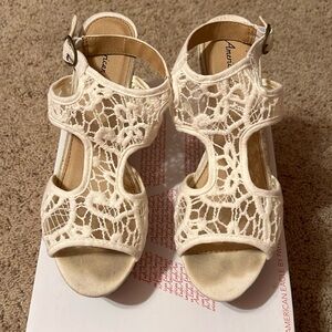 American Eagle Wedges